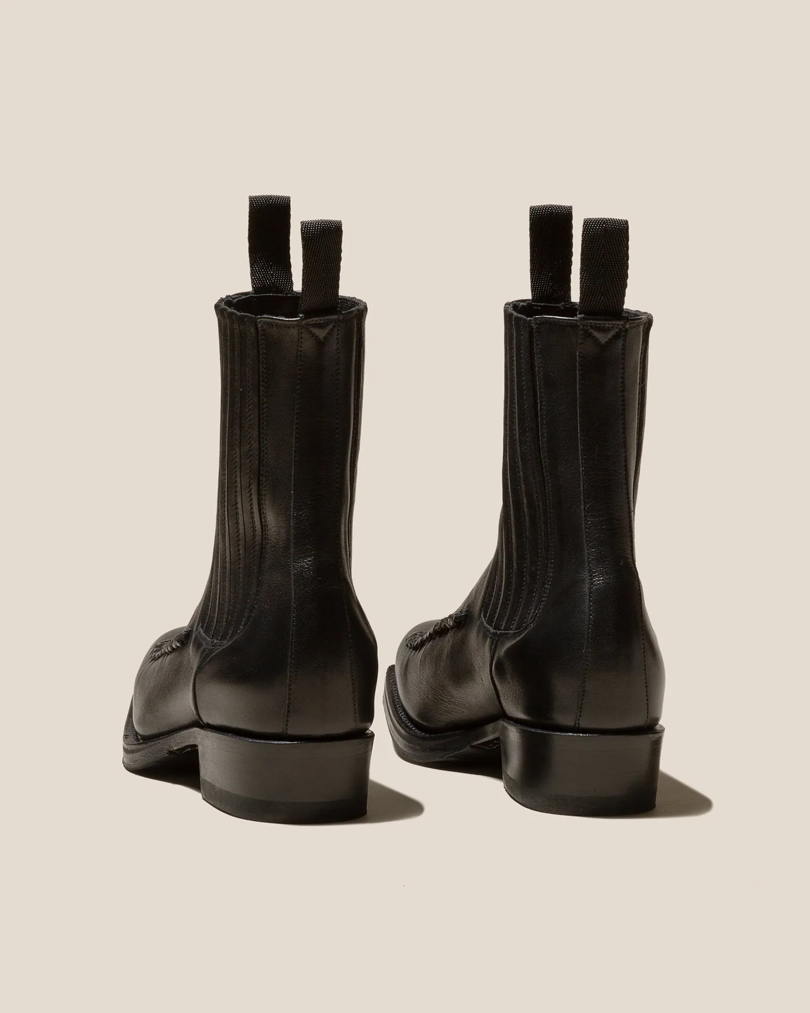 AGULLA - Men's Square-Toe Braided Detail Chelsea Boot