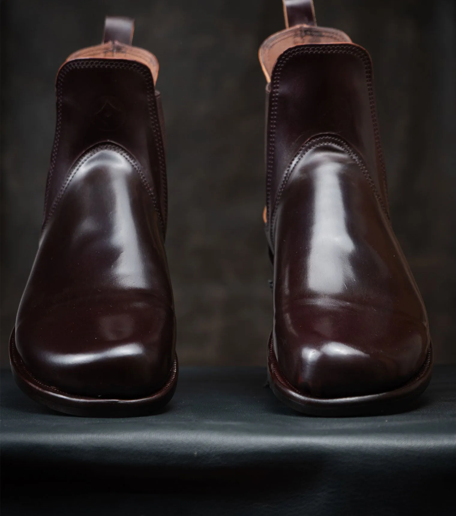 Barefoot Chelsea Boots - Shell Cordovan