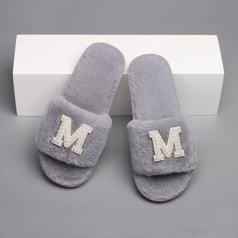 Customizable Women's Pearl Letter Decor Furry Slippers