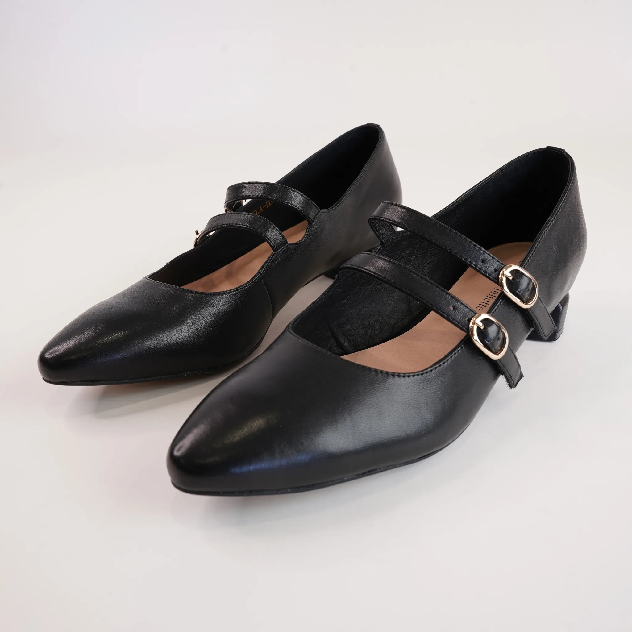 Fuela Black Leather Flats