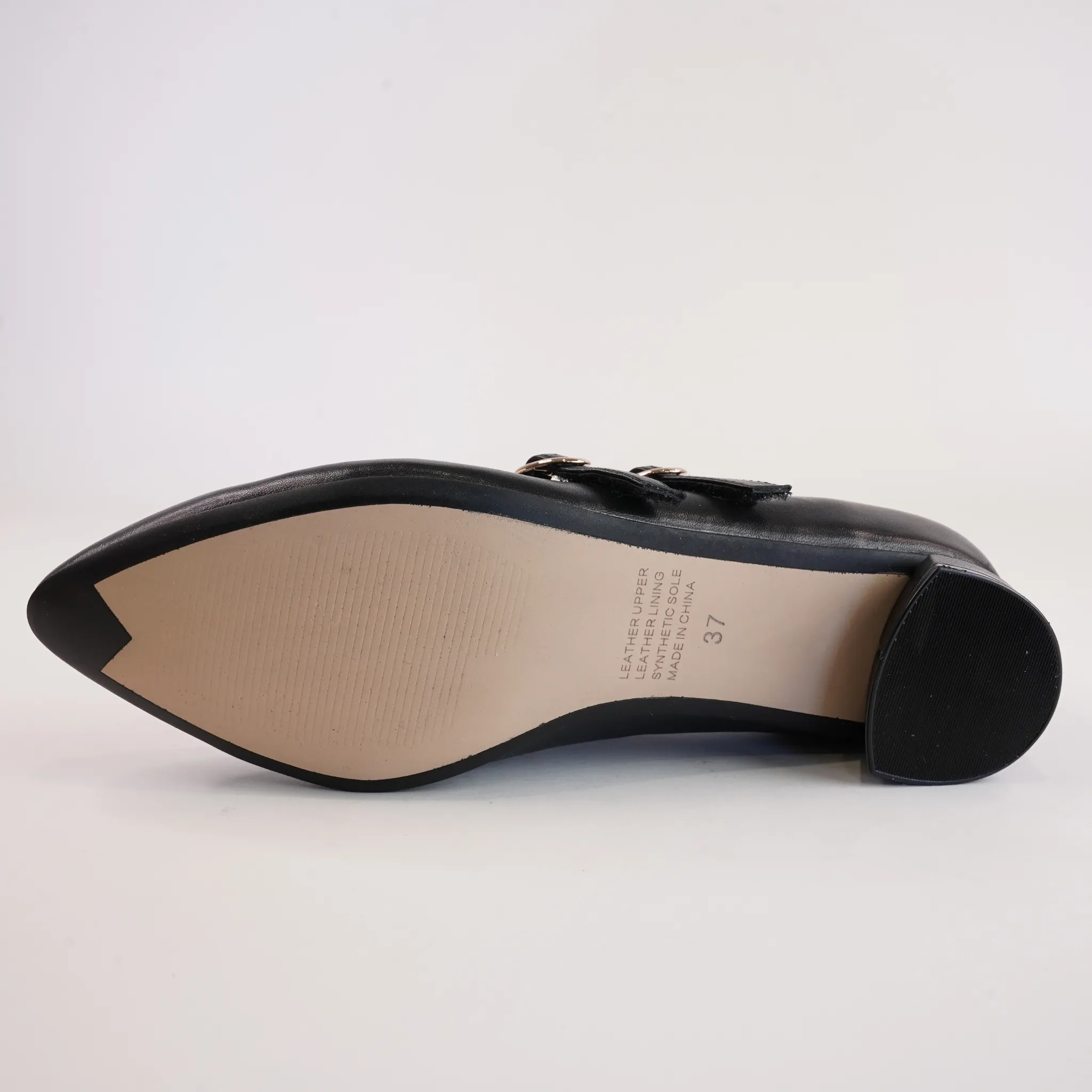 Fuela Black Leather Flats