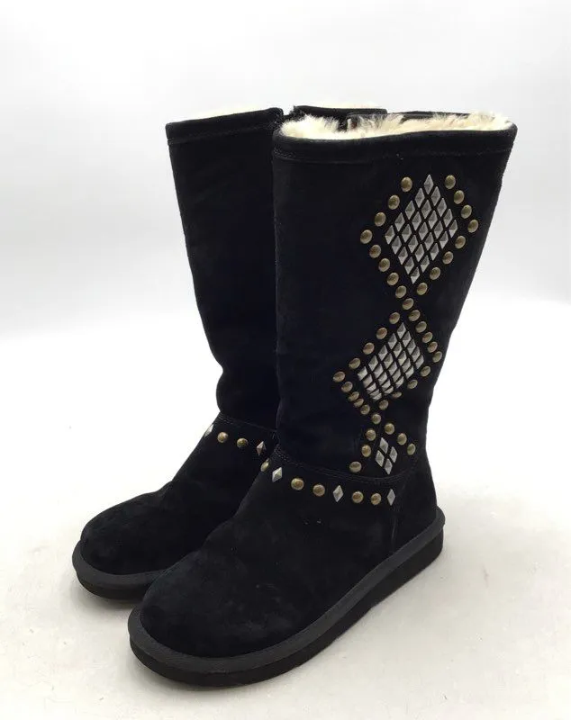 UGG Women's Avondale 3330 Black Round Toe Mid-Calf Snow Boots - Size 6