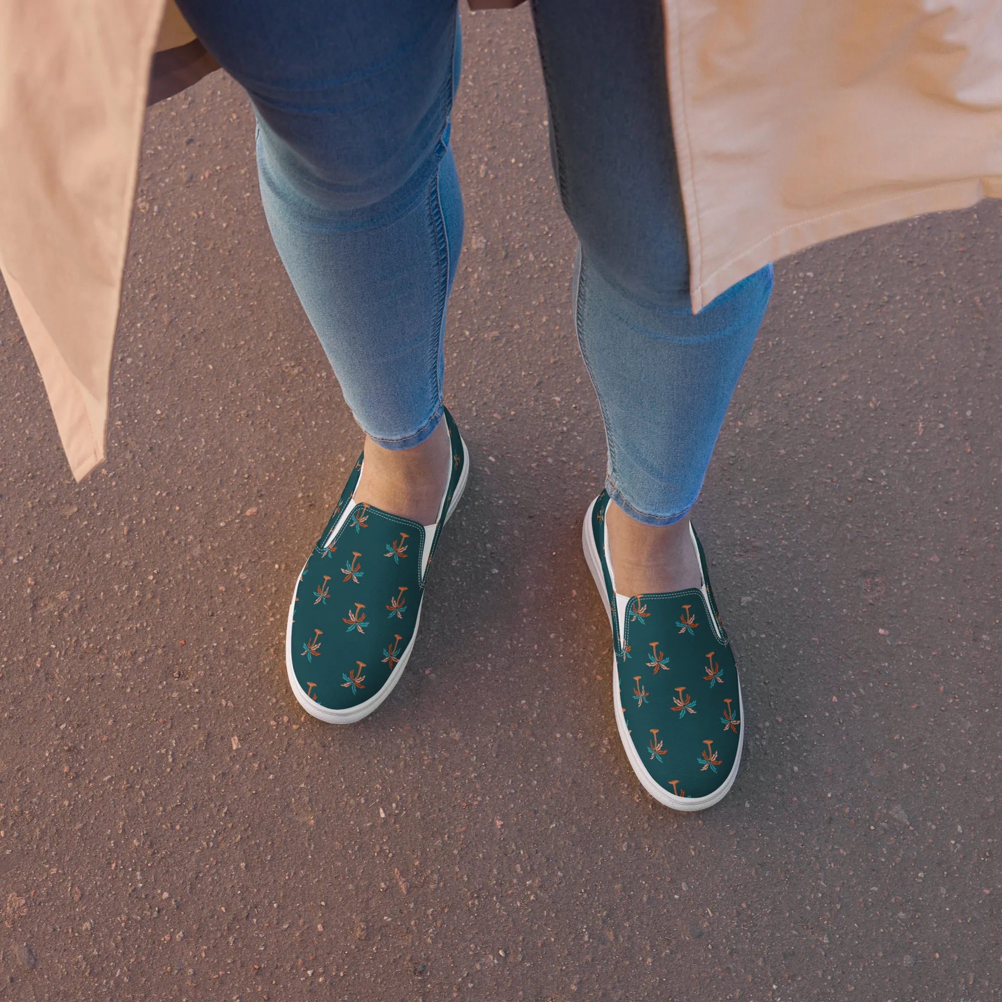 Women’s slip-on canvas shoes with Palm Trees Design, Women's casual summer shoes