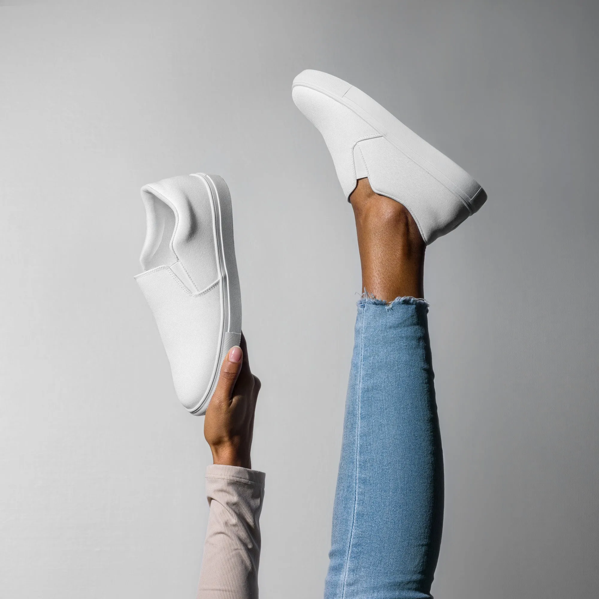Women’s White slip-on canvas shoes